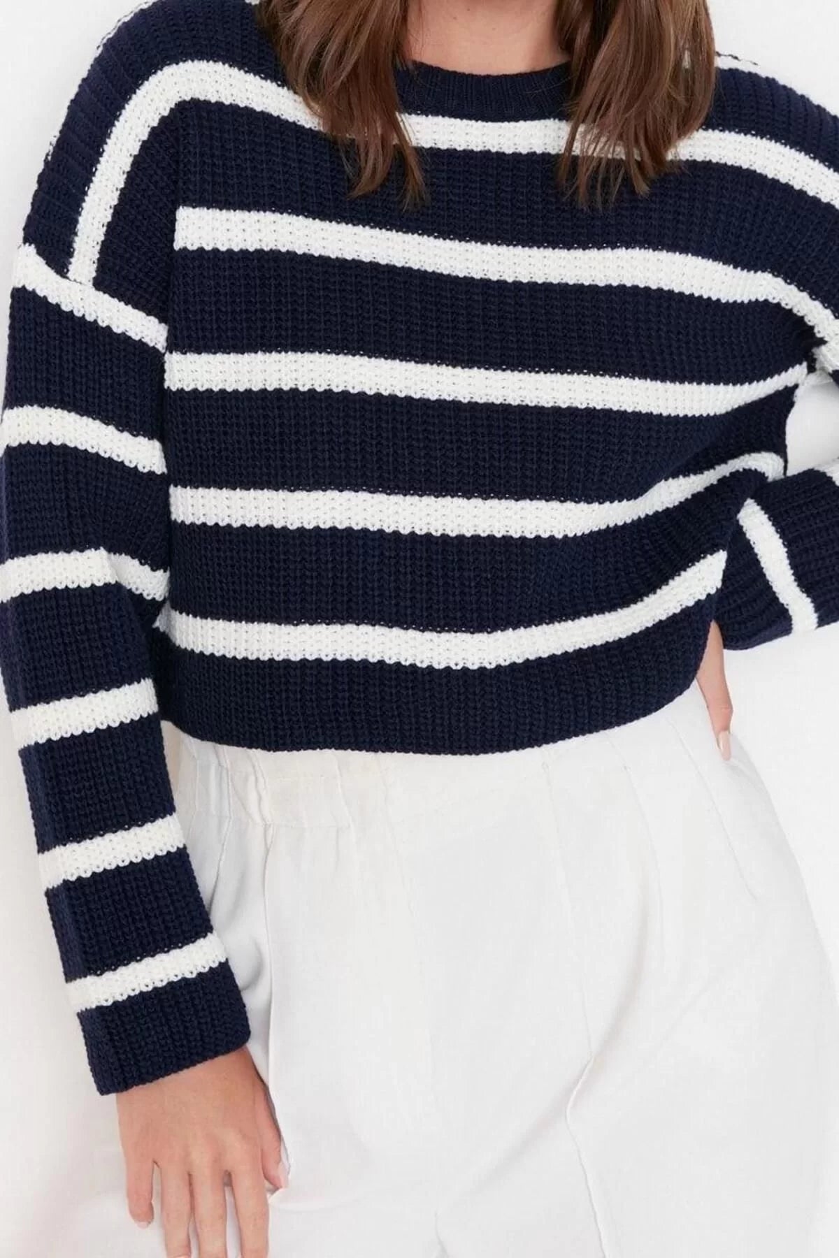 Women Fashion Stylish Crew Neck Low Sleeve Crop Basic Striped Knitwear Sweater