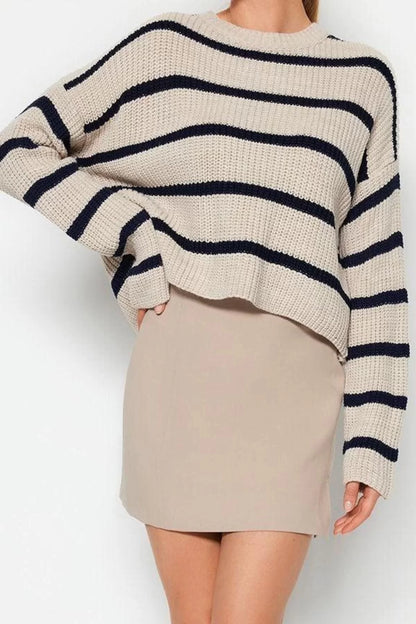 Women Fashion Stylish Crew Neck Low Sleeve Crop Basic Striped Knitwear Sweater