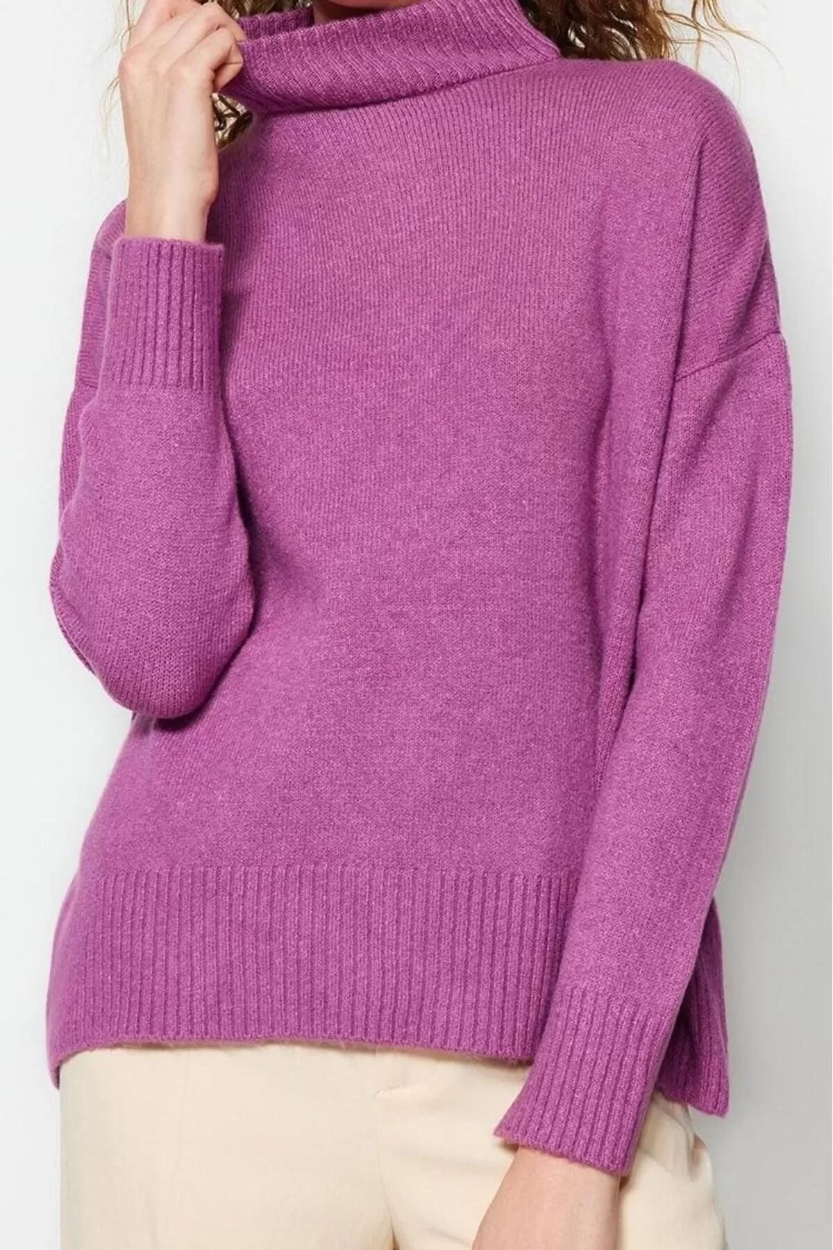 Women's Fashion Stylish Stand Collar Low Sleeve Regular Wide Fit Soft Texture Knitwear Sweater