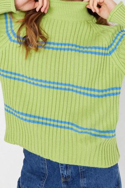 Women Fashion Stylish Stand Collar Raglan Sleeve Regular Striped Knitwear Sweater