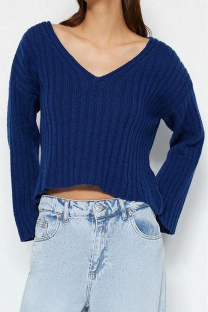 Women Fashion Stylish V Neck Standard Sleeve Crop Wool Wide Pattern Basic Knitwear Sweater