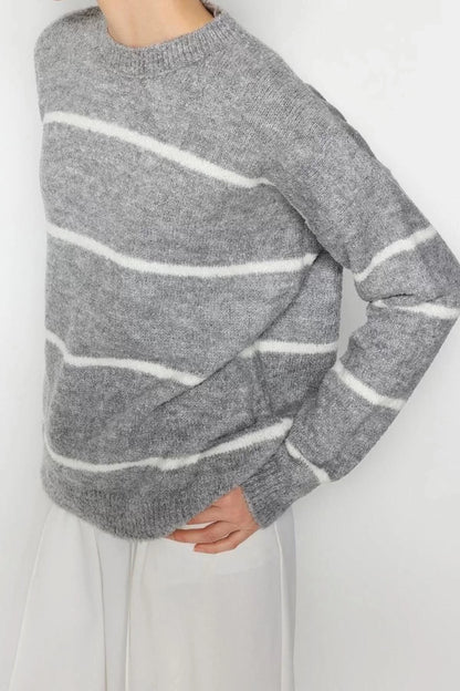 Women Fashion Stylish Crew Neck Standard Sleeve Regular Boucle Striped Knitwear Sweater