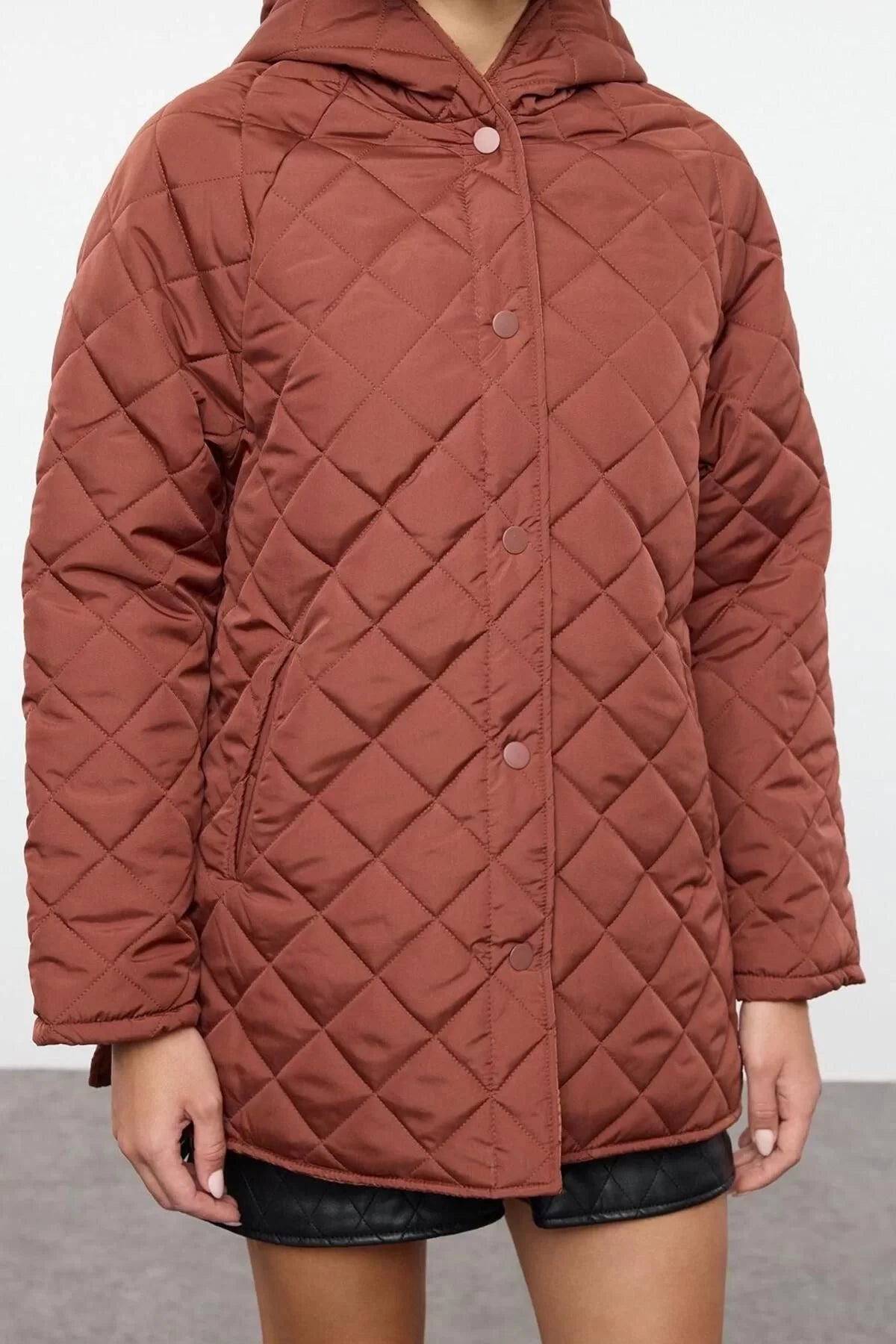 Women Fashion Stylish Regular Hooded Collar Midi Plain Lined Hooded Water Repellent Quilted Coat