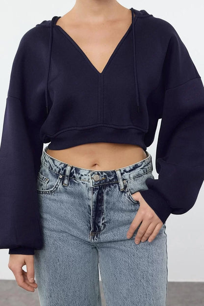 Women's Relaxed Hooded Low Sleeve Crop Thick Polar Fleece Inside V Neck Relaxed Cut Crop Knitted Sweatshirt