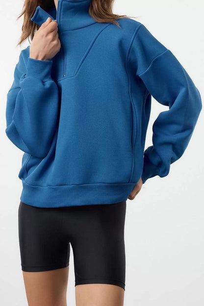 Women's Zippered Collar Low Sleeve Wide Cut Zippered Thick Polar Fleece Knitted Sweatshirt