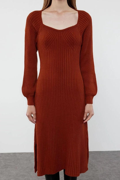 Women Fashion Stylish Midi Length Sweetheart Neck Slim Knit Dress