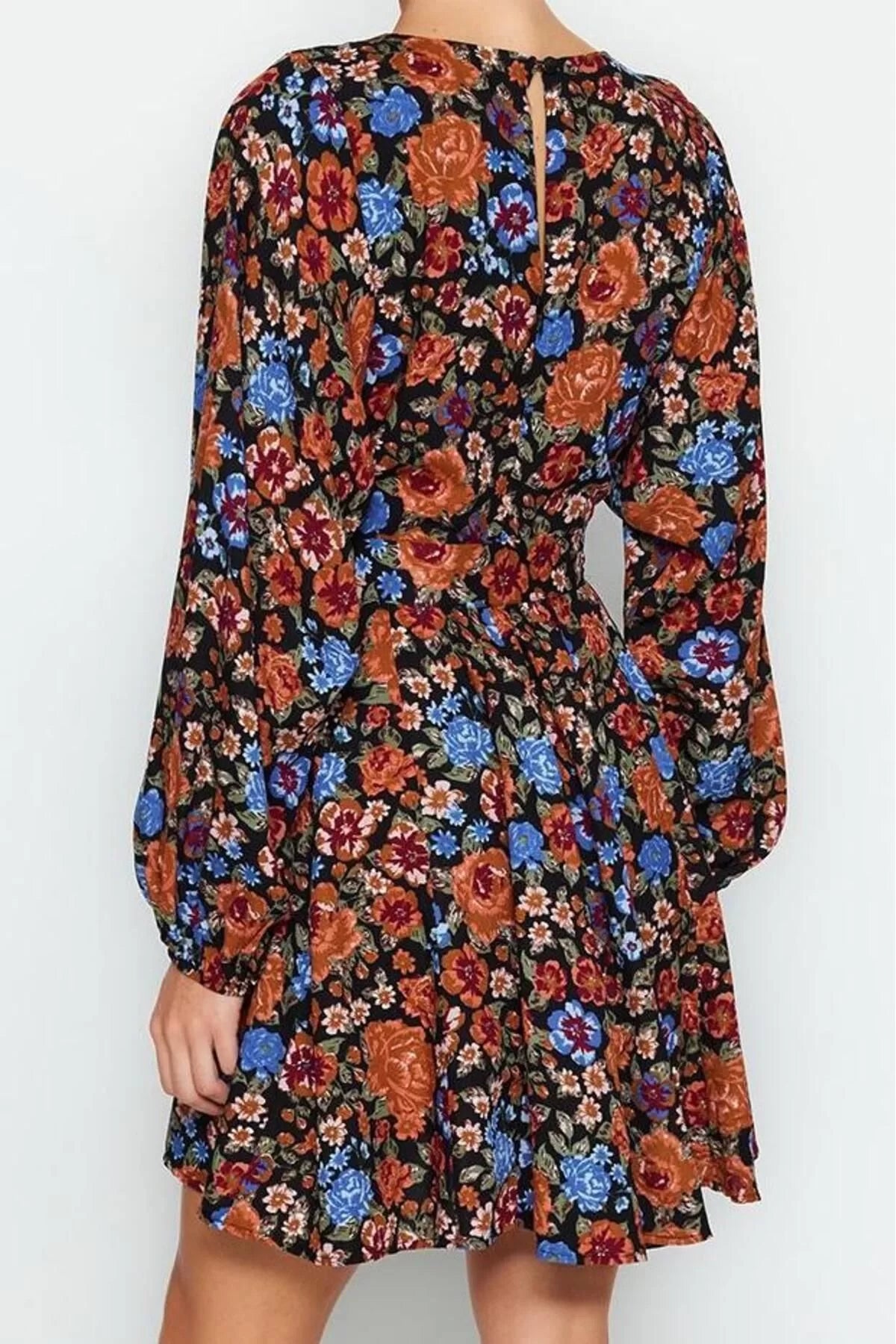 Women Fashion Stylish Mini Length Crew Neck Regular Belted Floral Woven Dress