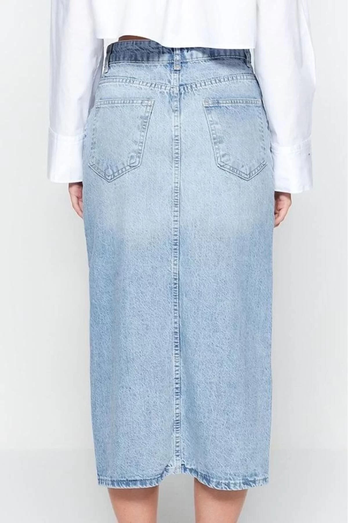 Women Fashion Style Midi Unlined Denim Front Button Slit Midi Denim Skirt