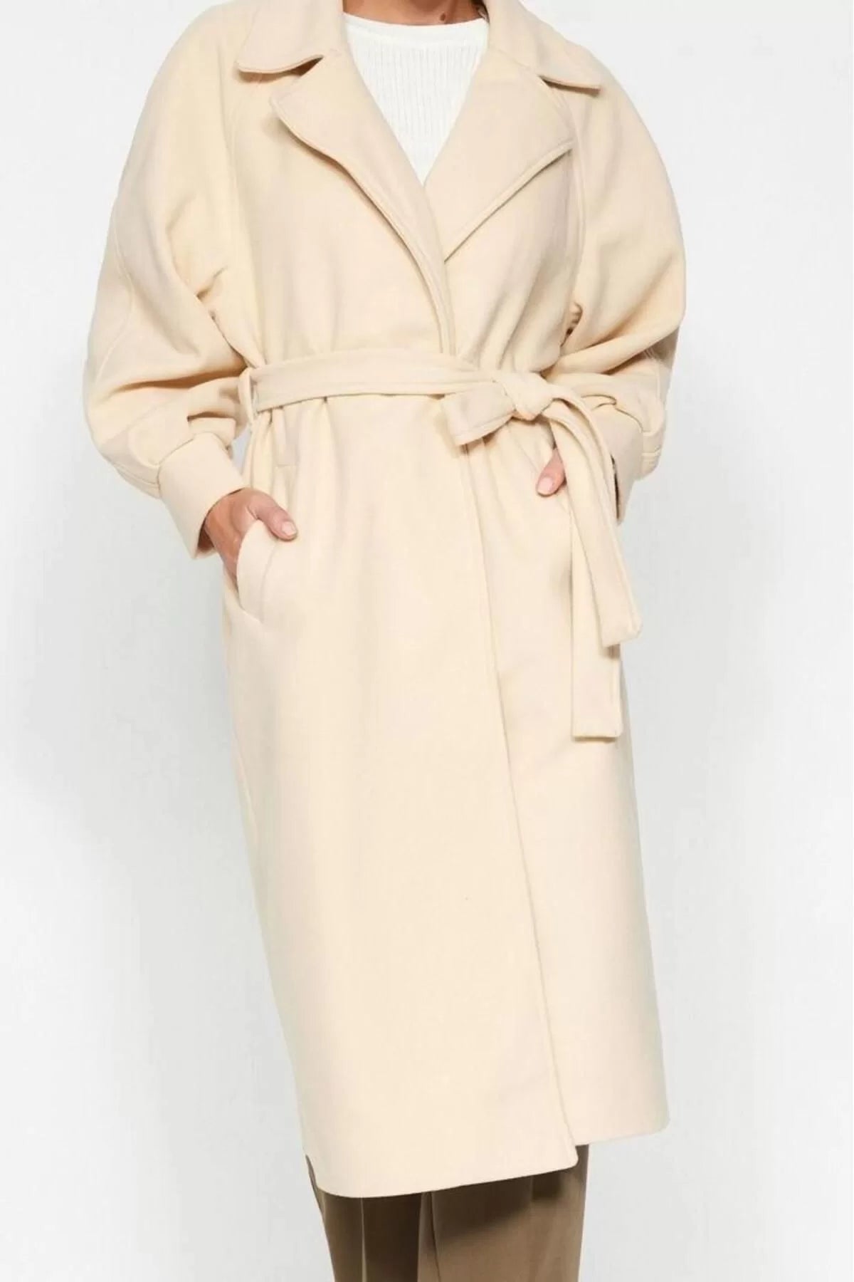 Women's Fashion Stylish Oversize Jacket Collar Long Plain Lined Wide Cut Belted Balloon Sleeve Detail Cashmere Coat