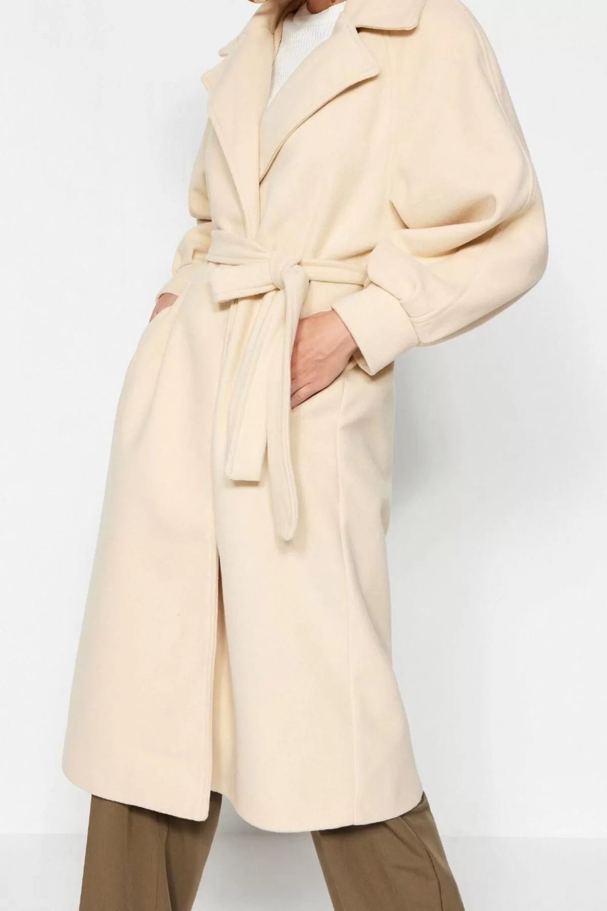 Women's Fashion Stylish Oversize Jacket Collar Long Plain Lined Wide Cut Belted Balloon Sleeve Detail Cashmere Coat