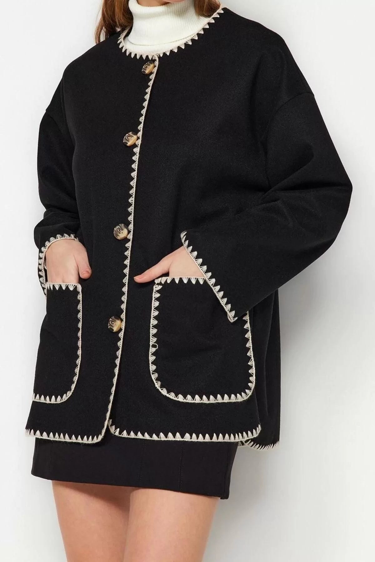 Women's Fashion Stylish Regular Crew Neck Standard Embroidered Unlined Embroidered Detailed Coat