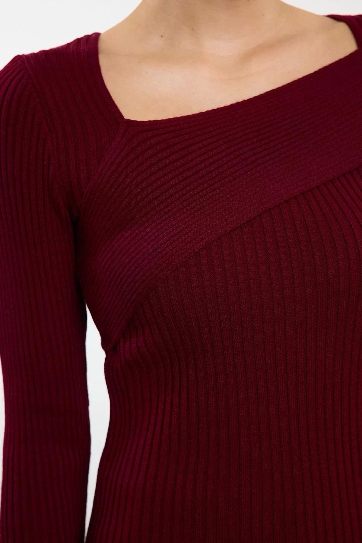 Women Fashion Stylish Square Neck Standard Sleeve Regular Knitted Sweater