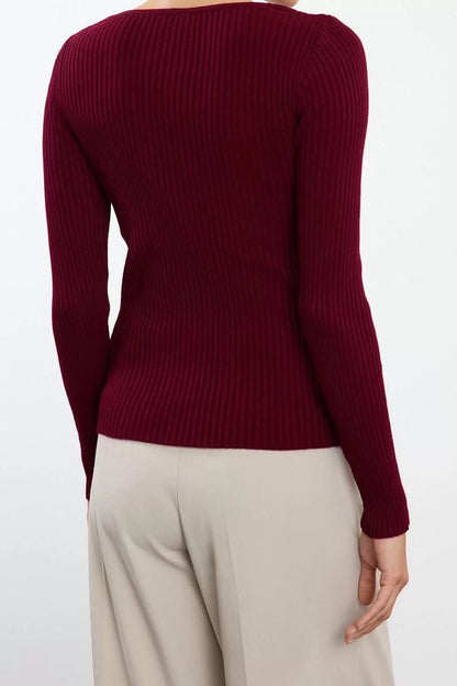 Women Fashion Stylish Square Neck Standard Sleeve Regular Knitted Sweater