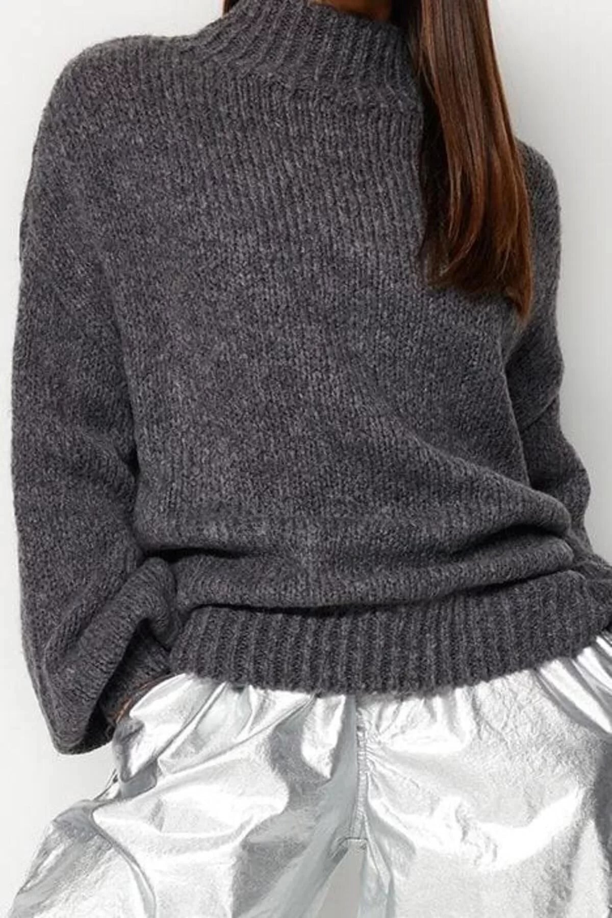 Women Fashion Stylish Crew Neck Standard Sleeve Regular Soft Texture Thick Knitted Sweater