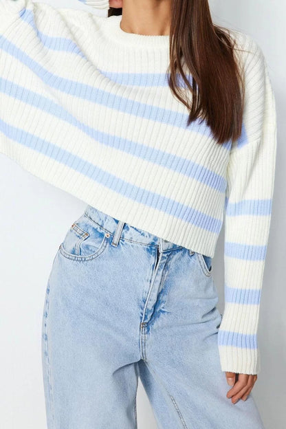 Women Fashion Stylish Crew Neck Regular Sleeve Crop Striped Knitwear Sweater