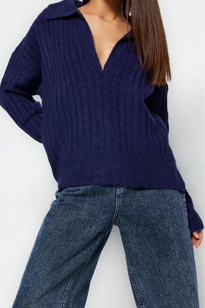 Women Fashion Stylish Polo Neck Standard Sleeve Regular Soft Texture Knitwear Sweater