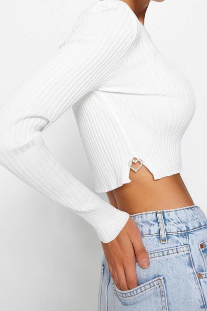 Women Fashion Stylish Crew Neck Standard Sleeve Crop Heart Accessory Knitwear Sweater