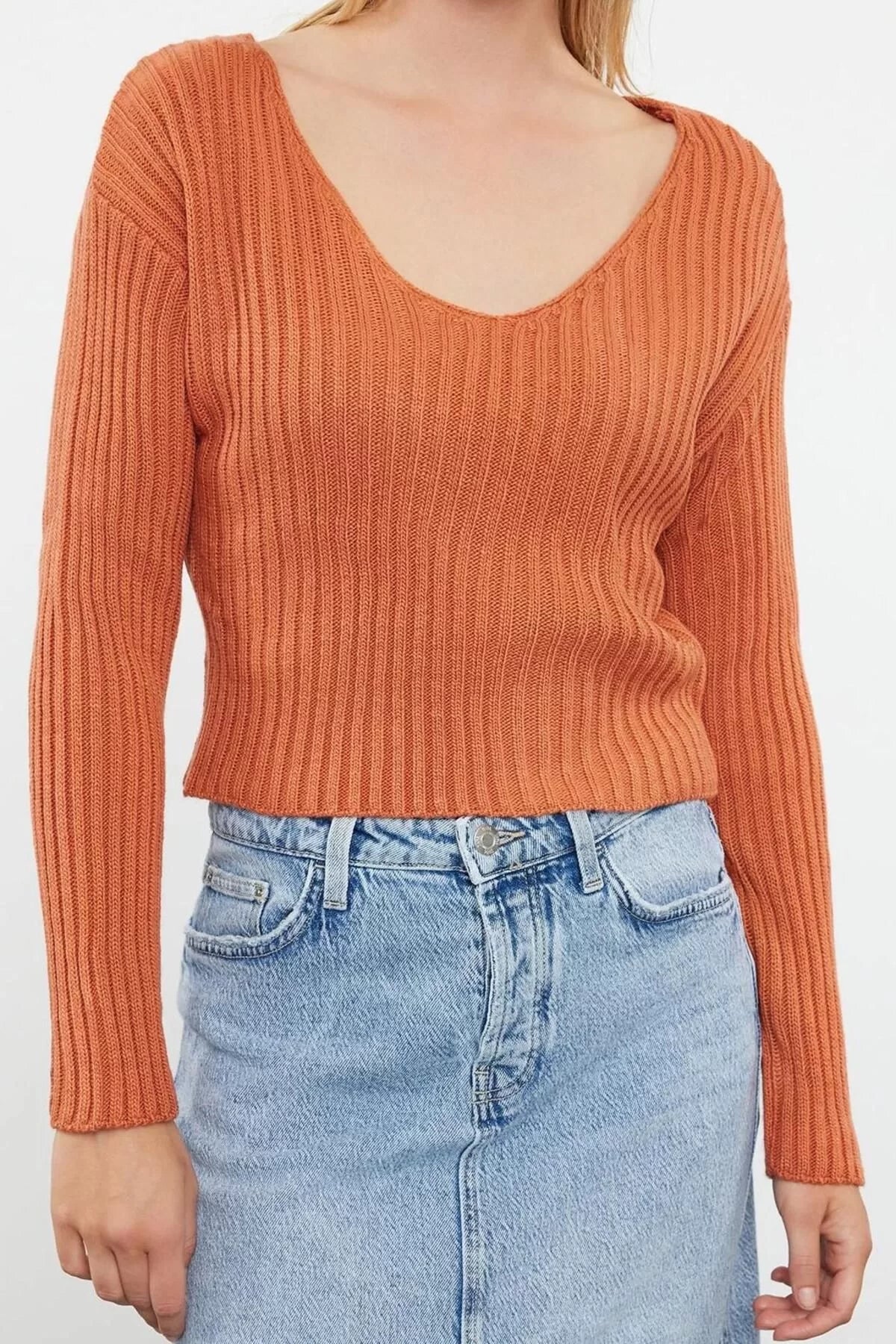 Women Fashion Stylish V Neck Standard Sleeve Crop Basic Knitwear Sweater