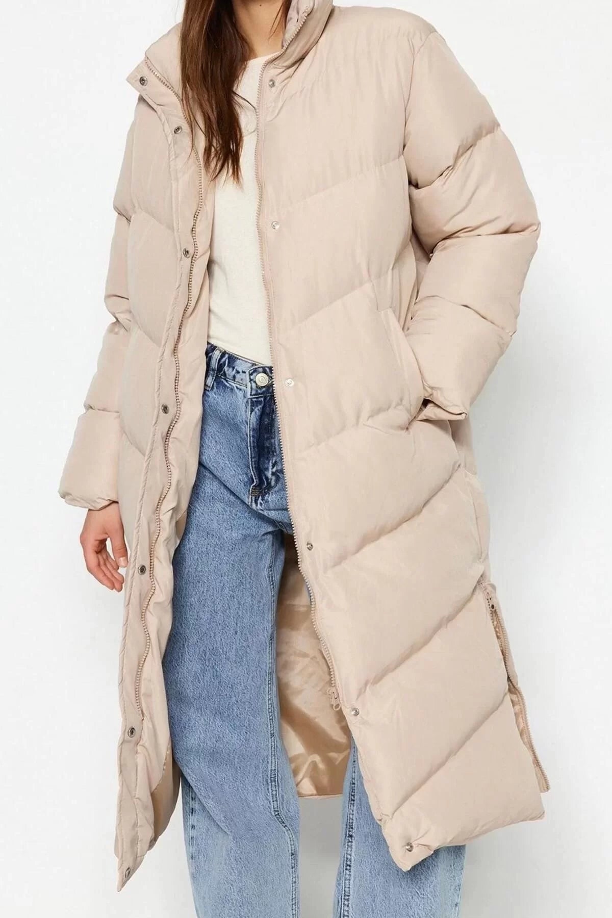 Women Fashion Stylish Regular Stand Collar Long Plain Lined Side Zipper Detail Water Repellent Long Puffer Coat