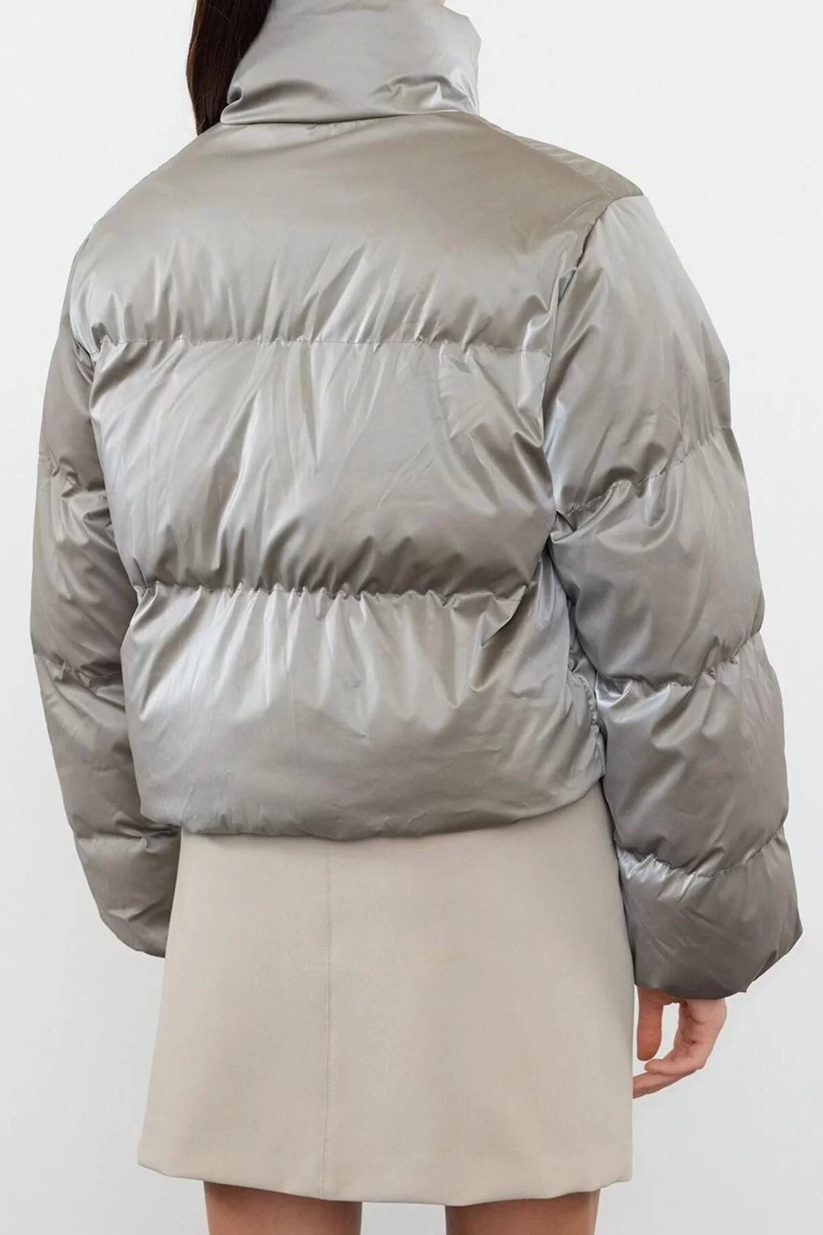 Women Fashion Stylish Regular Stand Collar Crop Plain Lined Oversize Shiny Water Repellent Puffer Coat