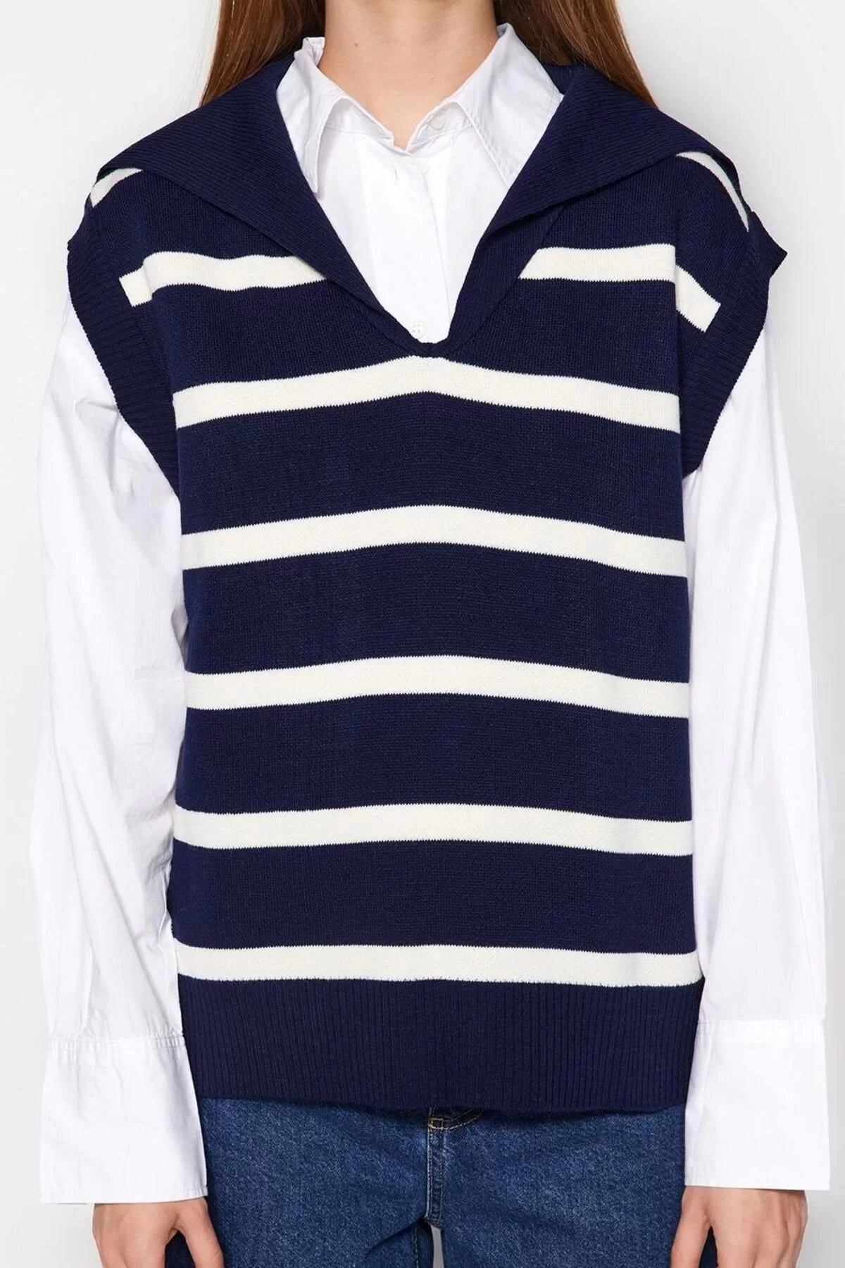 Women Fashion Stylish Turn-down Collar Standard Sleeve Regular Striped Knitted Sweater