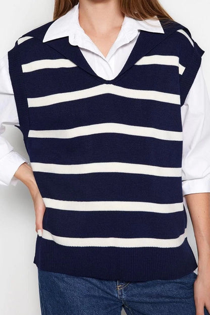 Women Fashion Stylish Turn-down Collar Standard Sleeve Regular Striped Knitted Sweater