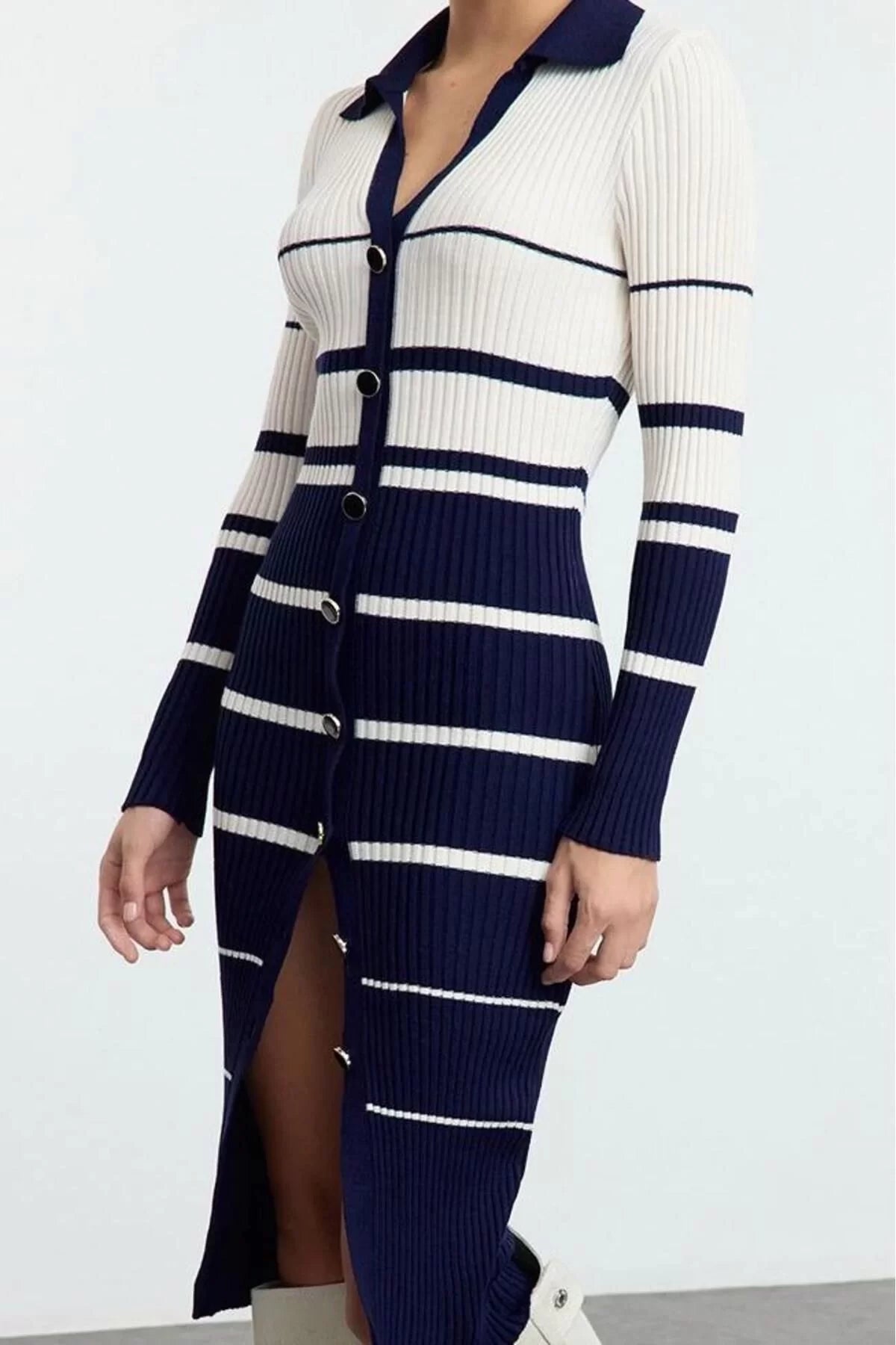 Women Fashion Stylish Midi Length Polo Neck Slim Knitwear Color Block Striped Dress