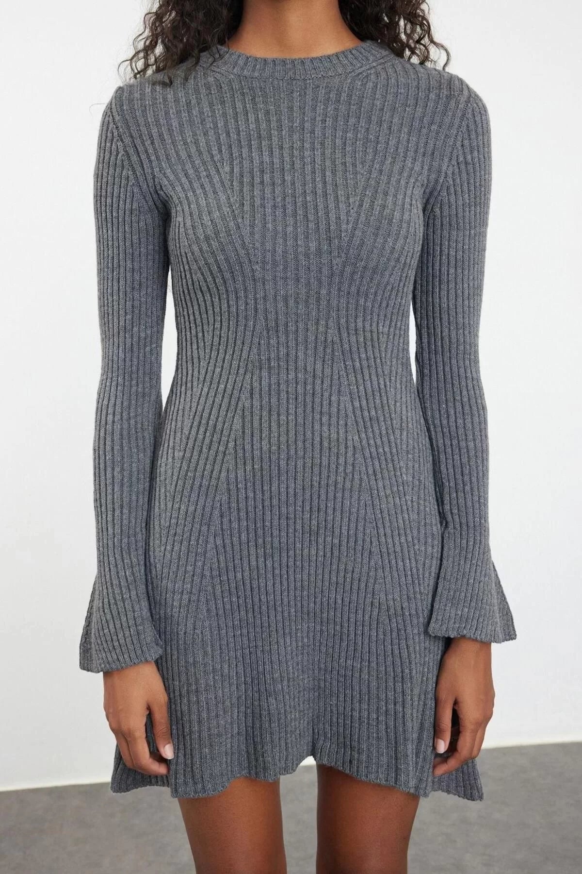 Women Fashion Stylish Mini Length Crew Neck Regular Knitwear A-Line Form Fit Dress