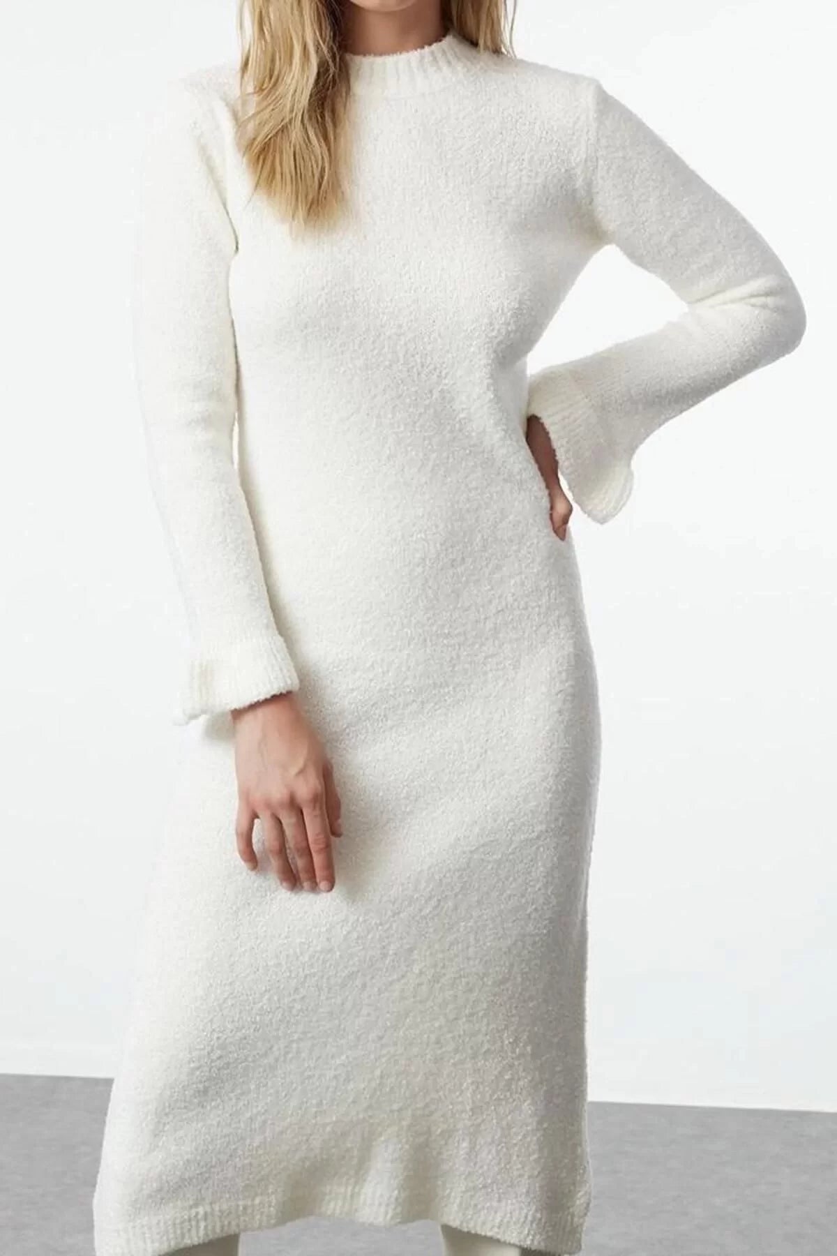 Women Fashion Stylish Midi Length Crew Neck Regular Knitwear Boucle Dress