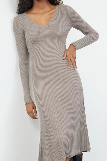 Women Fashion Stylish Midi Length V Neck Regular Knitwear Ruffle Hem Dress