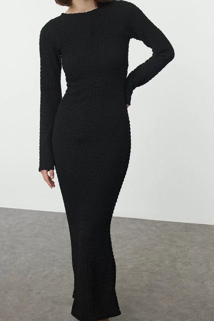 Women Fashion Stylish Maxi Length Boat Neck Slim Plain Textured Fitted Bodycon Knitted Dress