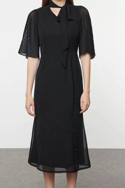 Women's Midi Length Stand Collar Pleated Sleeves Tied Collar A Cut Lined Chiffon Woven Winter Dress