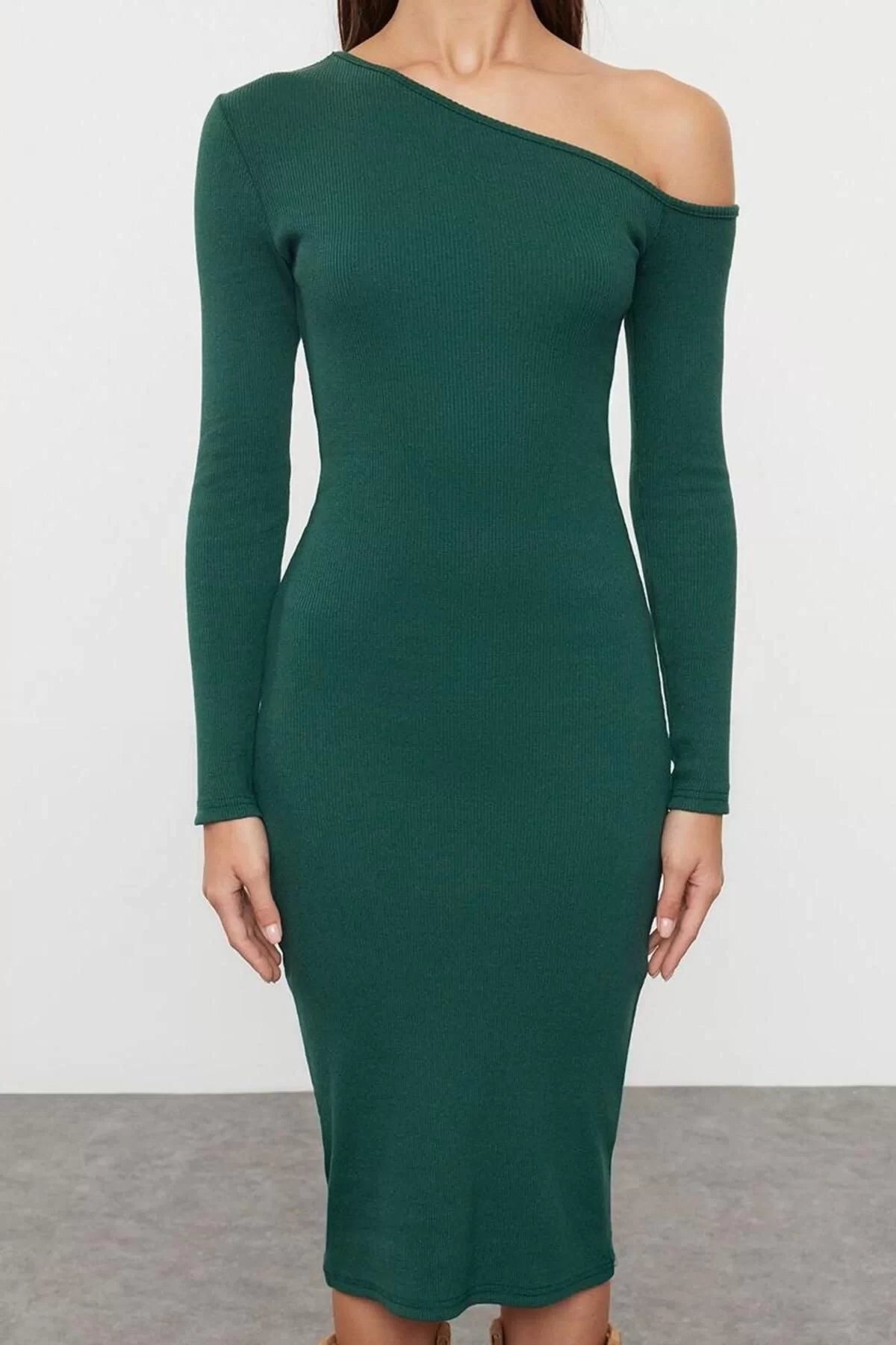 Women Fashion Stylish Midi Length Asymmetrical Collar Slim Fitted Bodycon Elastic Knitted Dress