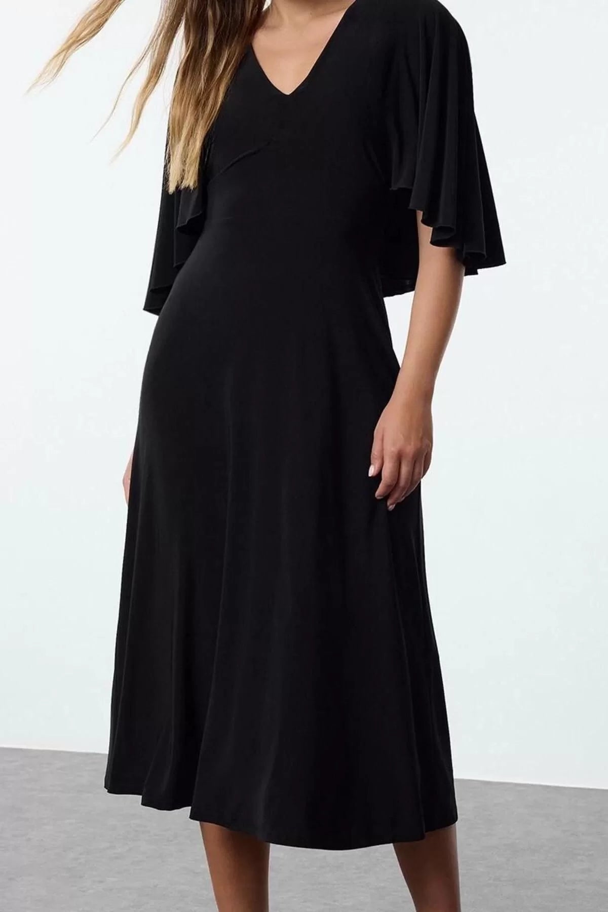 Women Fashion Stylish Maxi Length V Neck Regular Plain Cape Elastic Knitted Dress