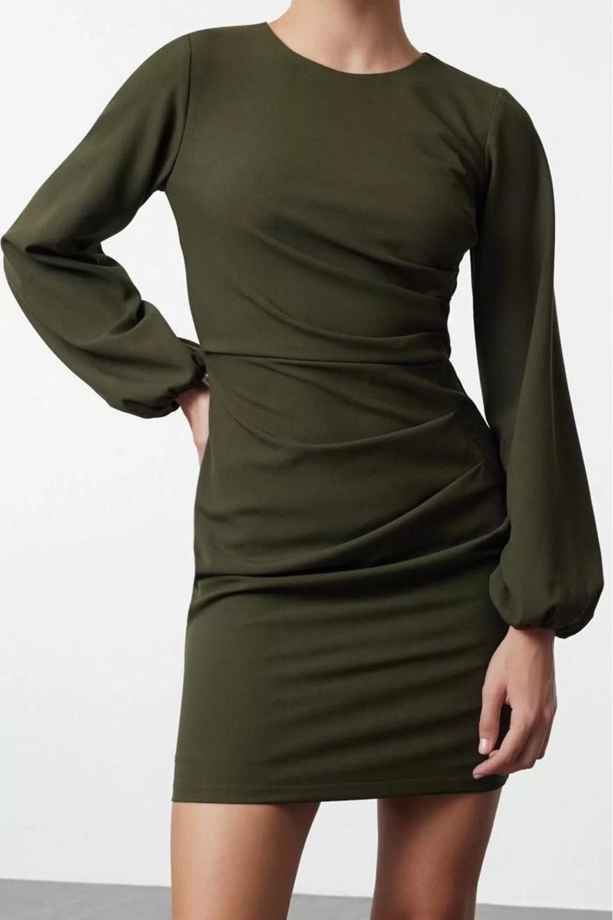 Women's Fashion Mini Length Crew Neck Regular Fitted Drape Detail Balloon Sleeve Woven Dress