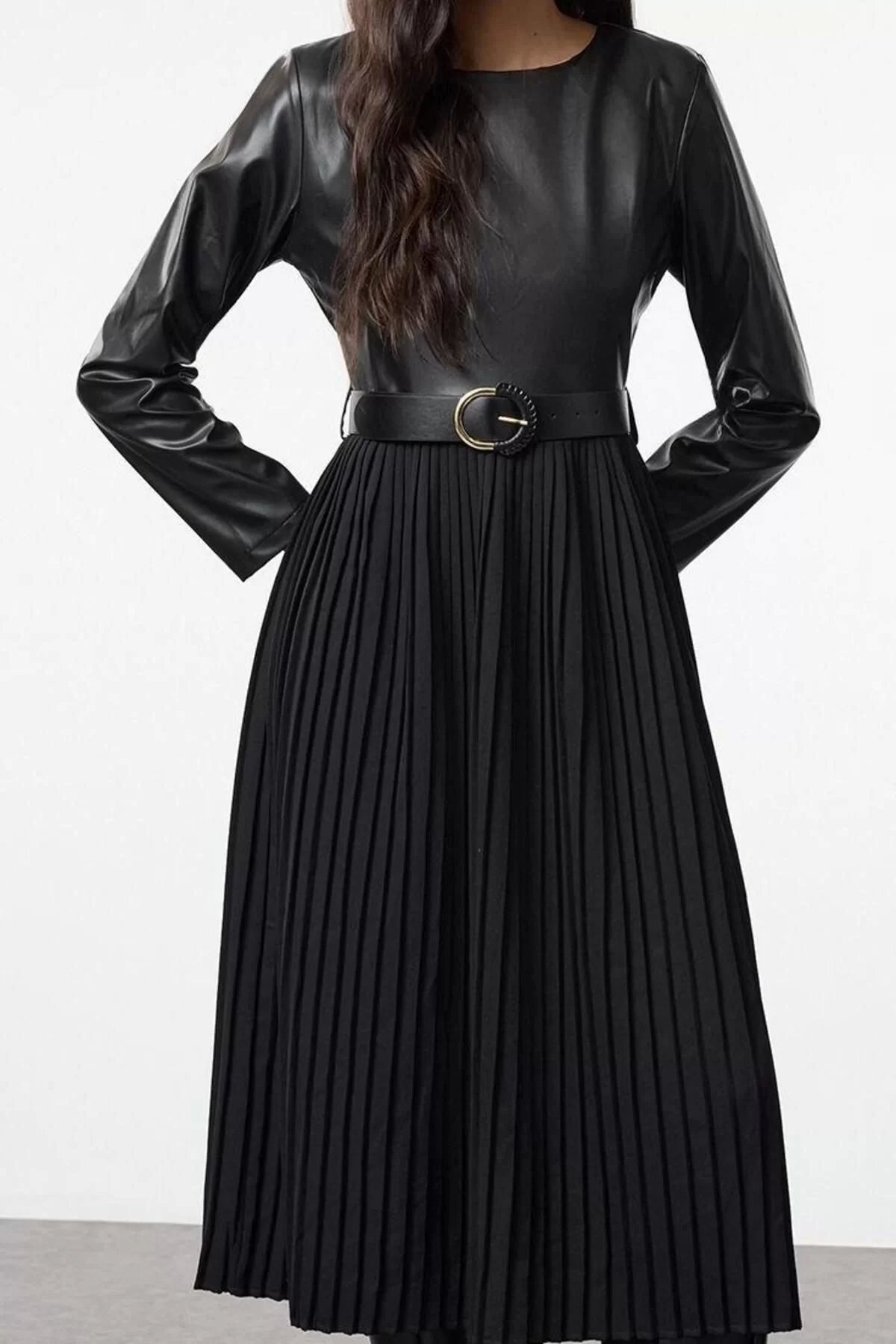 Women Fashion Stylish Midi Length Crew Neck Regular Belted Faux Leather Pleated A-Line Woven Dress