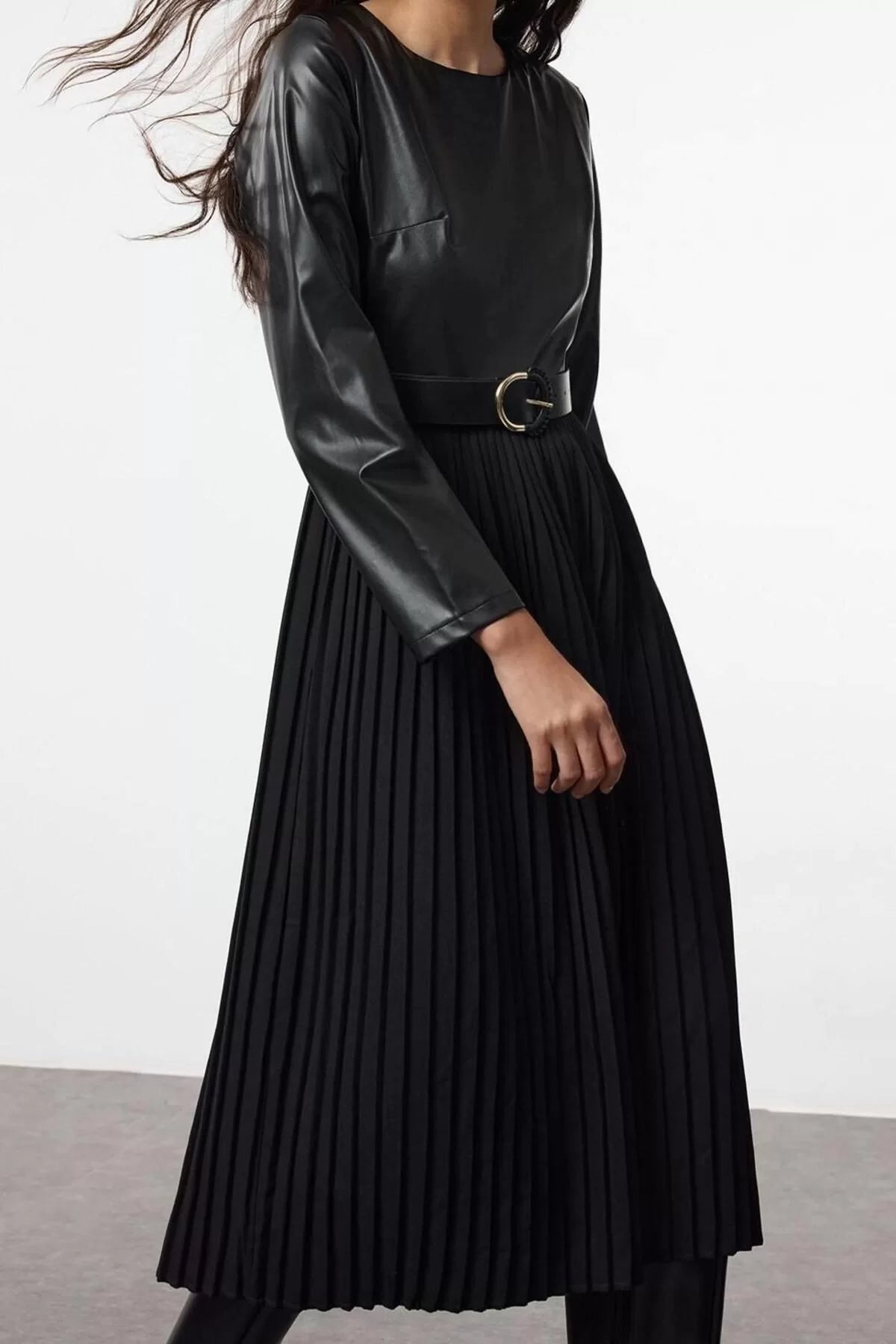 Women Fashion Stylish Midi Length Crew Neck Regular Belted Faux Leather Pleated A-Line Woven Dress