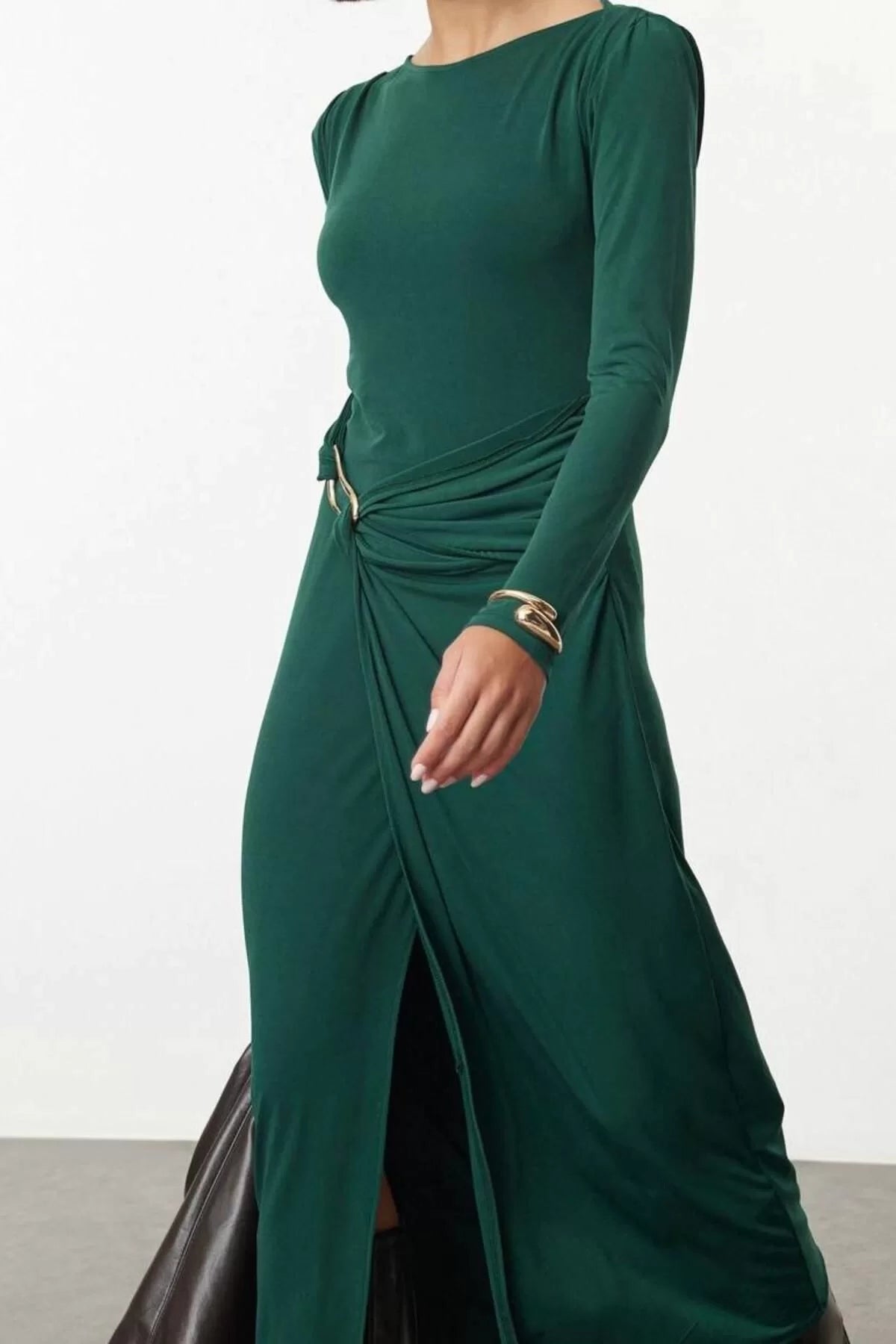 Women Fashion Stylish Maxi Length Boat Neck Slim Accessory Detailed Fitted Body Knitted Dress