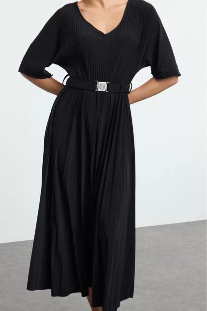 Women Fashion Stylish Maxi Length V Neck Regular Skater Belted Three Quarter Sleeve Flexible Knitted Dress