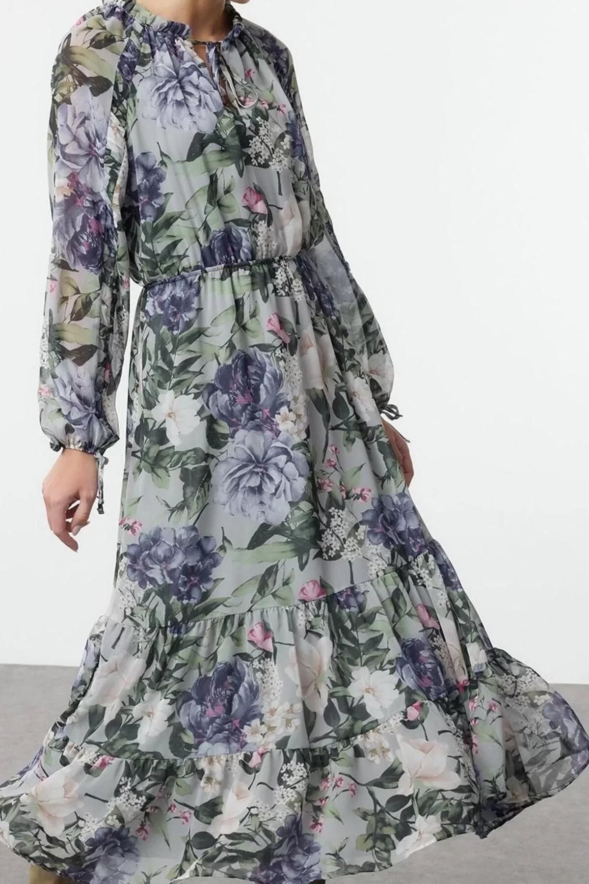 Women Fashion Stylish Maxi Length Stand Collar Regular Floral Waist Open Lined Woven Winter Dress