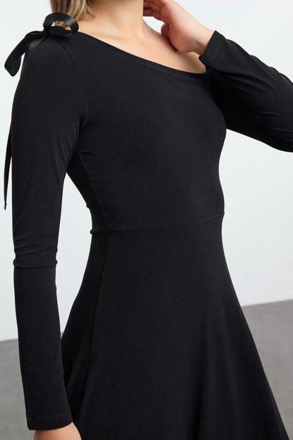 Women Fashion Stylish Midi Length Asymmetrical Neck Slim Bow Detail Belted Skater Knit Dress