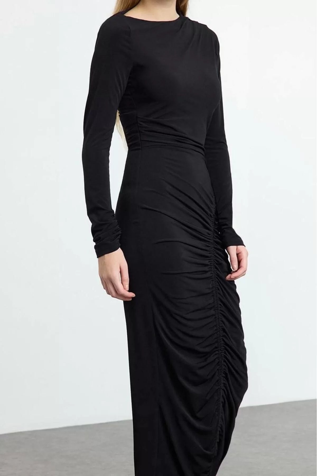 Women Fashion Stylish Midi Length Asymmetrical Collar Slim Fitted Elastic Knitted Dress with Drape Detail