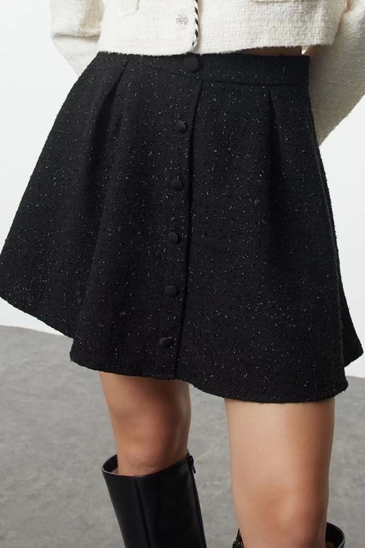 Women's Fashion Style Mini Unlined Woven Pocket Detailed Front Buttoned Flared Tweed Fabric Woven Skirt