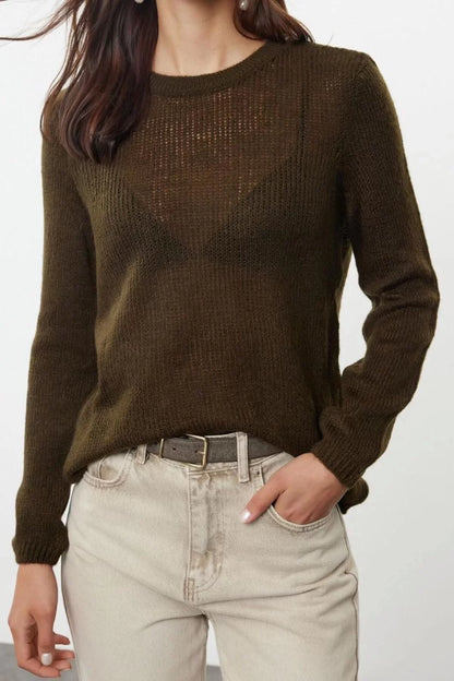 Women Fashion Stylish Crew Neck Standard Sleeve Regular Soft Textured Loose Knit Basic Knitwear Sweater