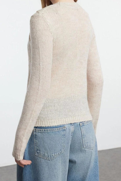 Women Fashion Stylish Crew Neck Regular Sleeve Soft Textured Loose Knitted Sweater