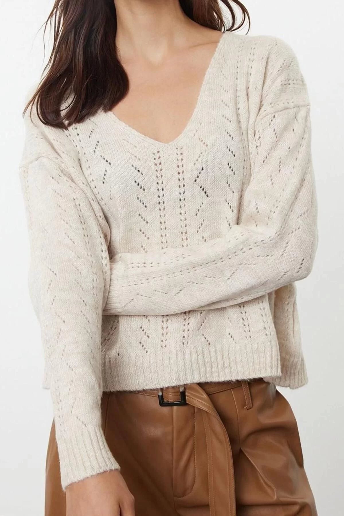 Women Fashion Stylish V Neck Standard Sleeve Regular Soft Texture Openwork Hole Knitwear Sweater