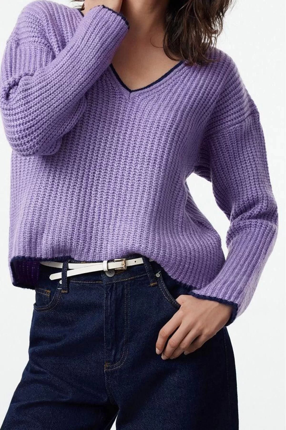 Women's Fashion Stylish V Neck Standard Sleeve Regular Soft Texture Wide Pattern Knitwear Sweater