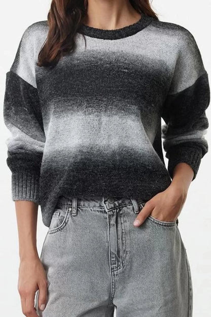 Women Fashion Stylish Crew Neck Standard Sleeve Regular Soft Texture Color Block Knitwear Sweater