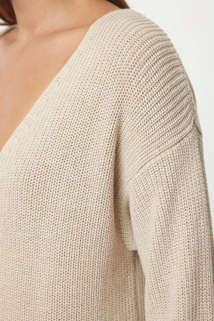 Women Fashion Stylish V Neck Standard Sleeve Regular Wide Pattern Basic Knitwear Sweater