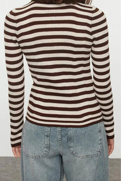 Women Fashion Stylish Polo Neck Standard Sleeve Regular Basic Striped Knitwear Sweater